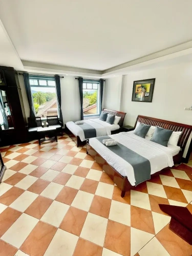 Standard Quadruple Family room with city view