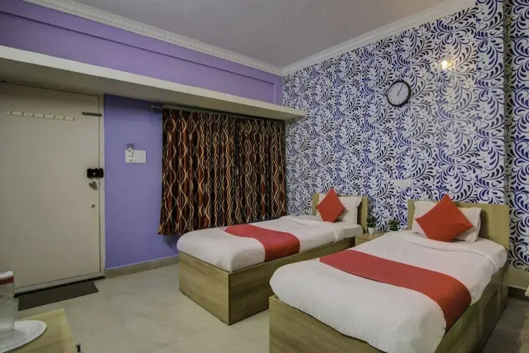 Hotel R V Comforts
