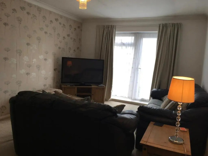 Farnborough Apartment