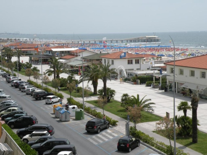 Deluxe Double room with balcony and with sea view