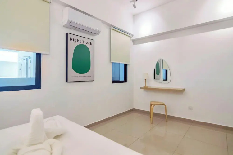 MARC Co - Living