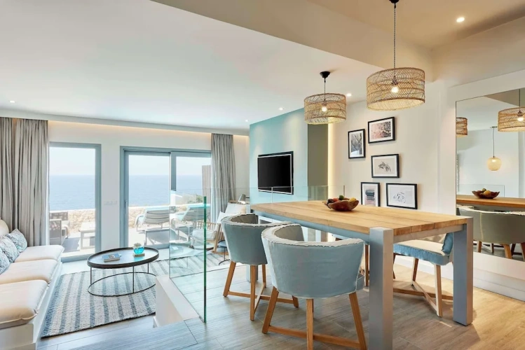 Cliff Deluxe Duplex Suite with sea view
