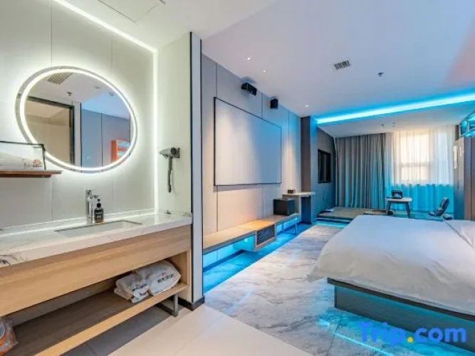 Double Suite