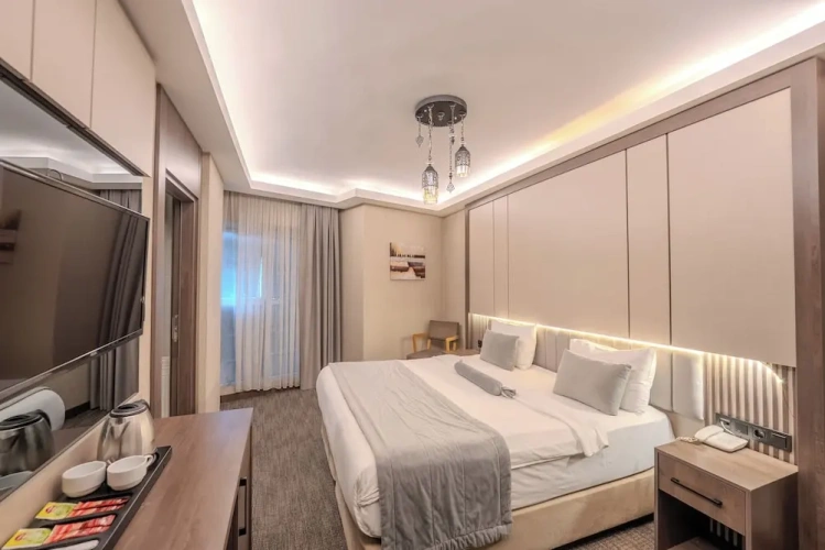 Standard Twin room with balcony