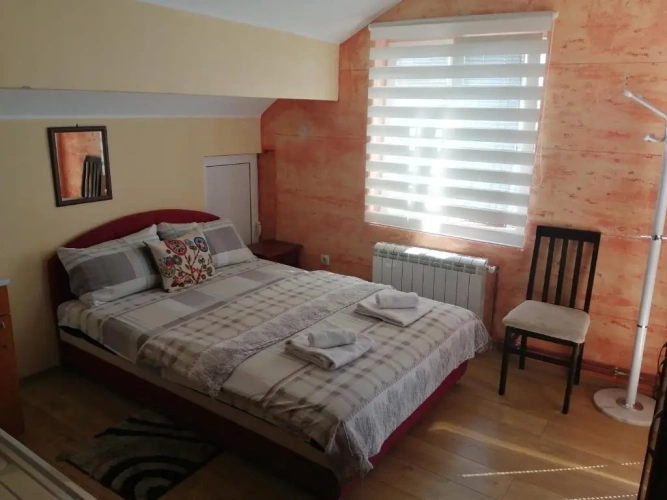 Suite with city view