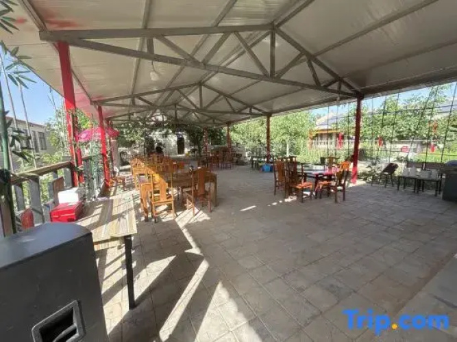 Shaguan Courtyard
