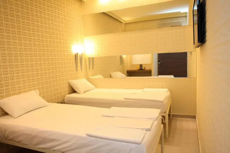 Oneiro Suites