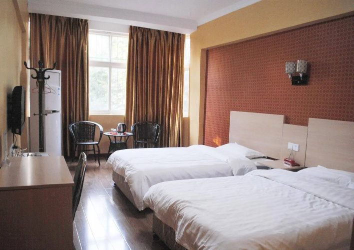 Jin He Express Hotel(滁州金利商务酒店（滁州北站店）)