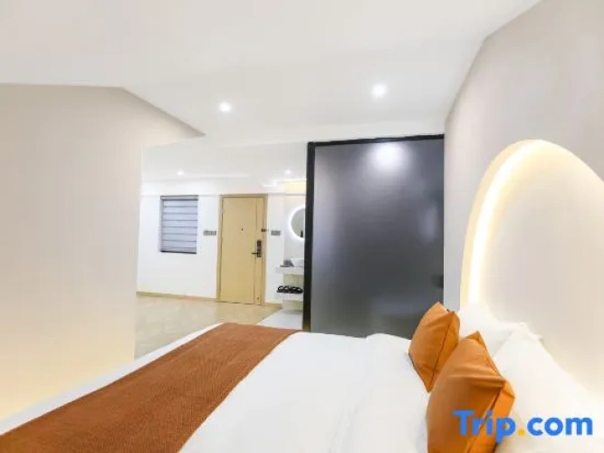 Triple Suite