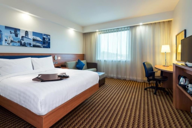 Hampton by Hilton London Luton Airport photo 7