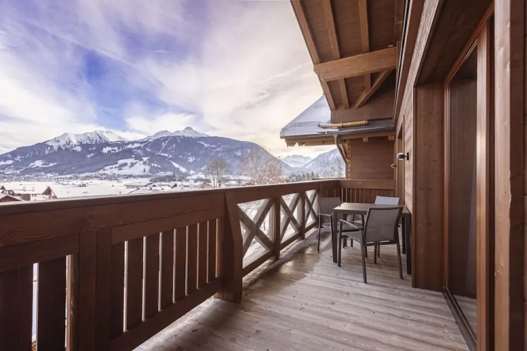 Welcoming Chalet With Balcony