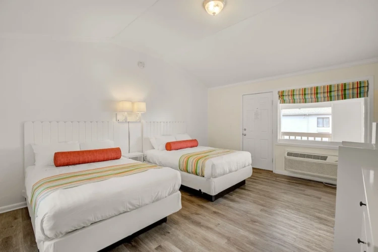 Classic Quadruple room