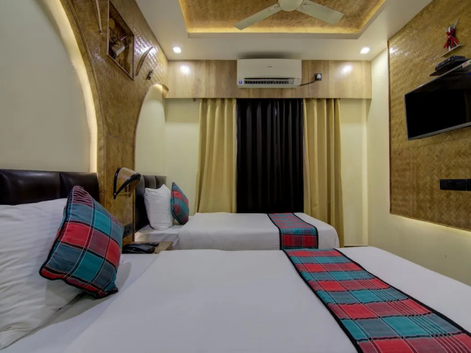Hotel Venkatesh Regency