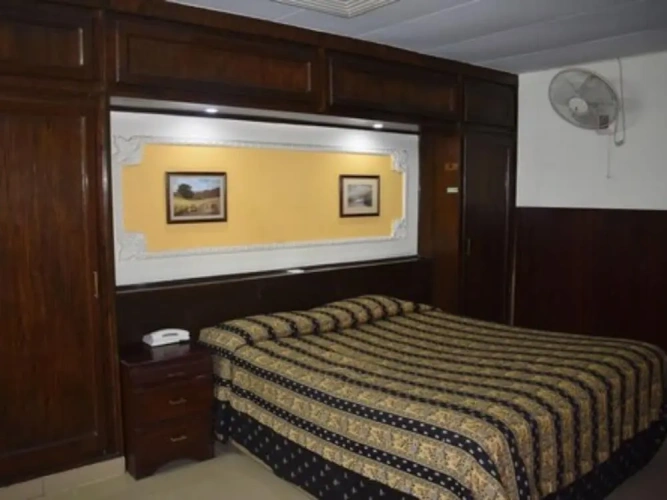 Standard Suite