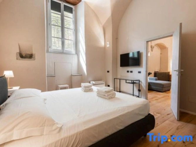 1 Bedroom Double Apartment
