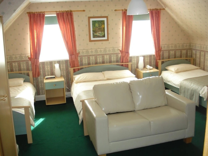 Acorn Lodge