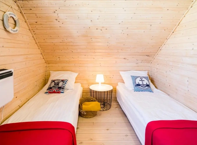 2 Bedrooms Chalet