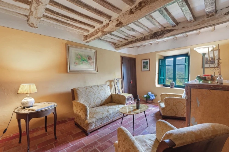 4 Bedrooms Family Cottage