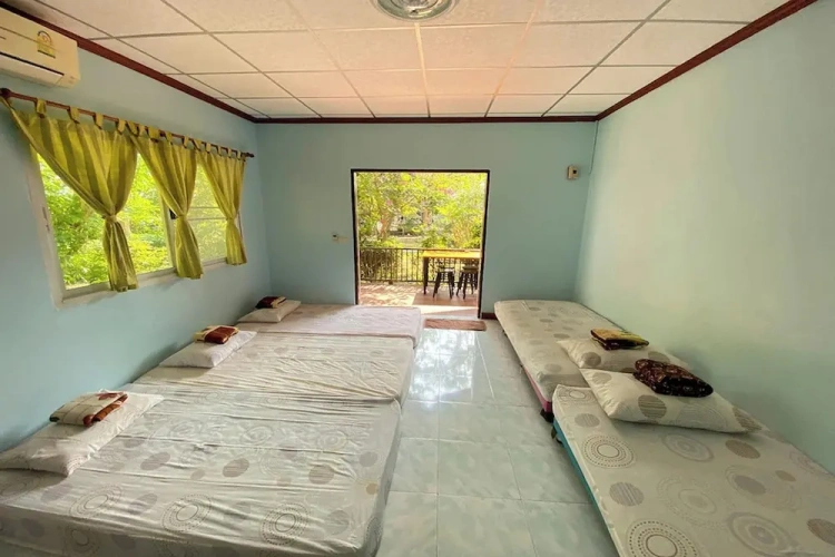 Standard Family room