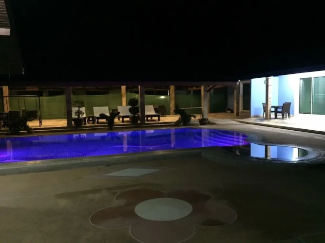 2 Bedrooms Superior Bungalow with balcony