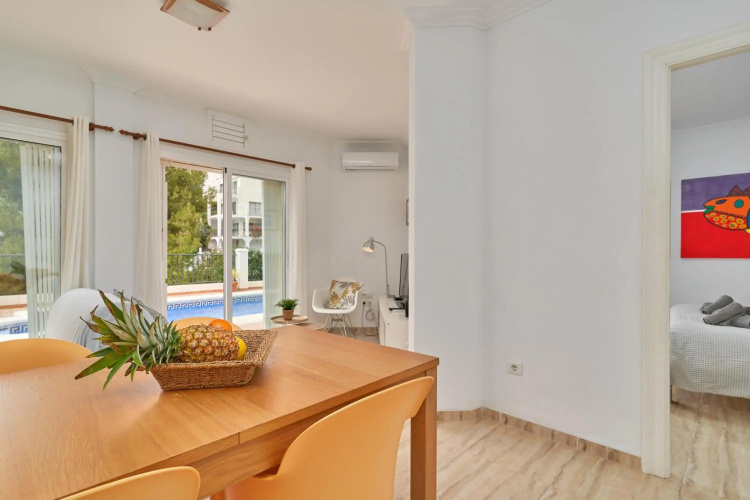 Apartment with private pool