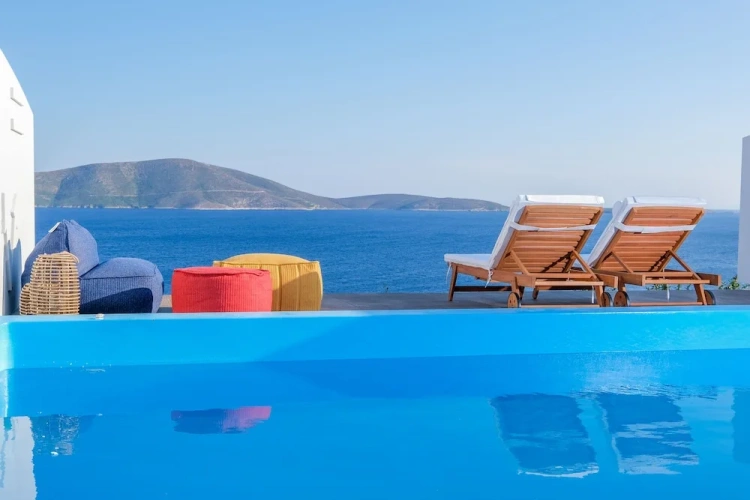 1 Bedroom Luxury Cottage with sea view