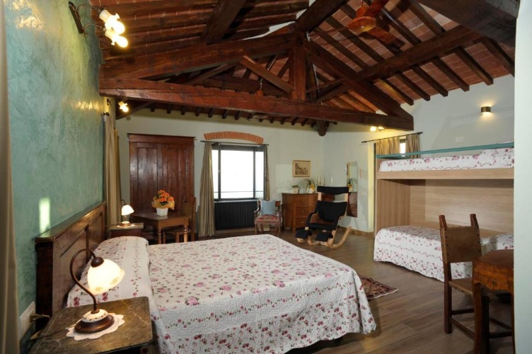 Deluxe Quadruple room