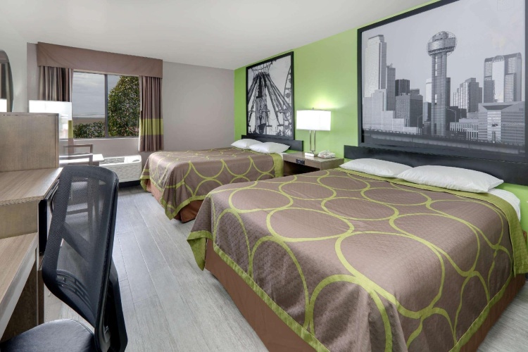 Standard Quadruple room