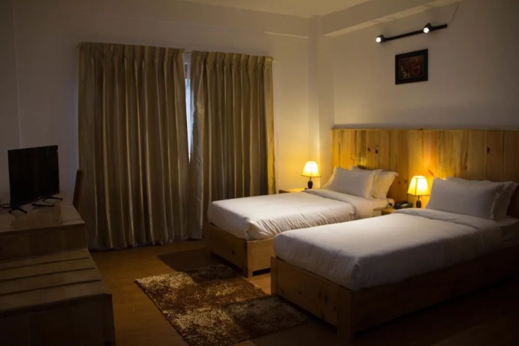 Lhaki Yangchak Residency
