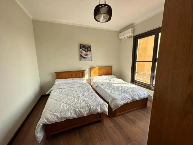 Beverly Hills Flat