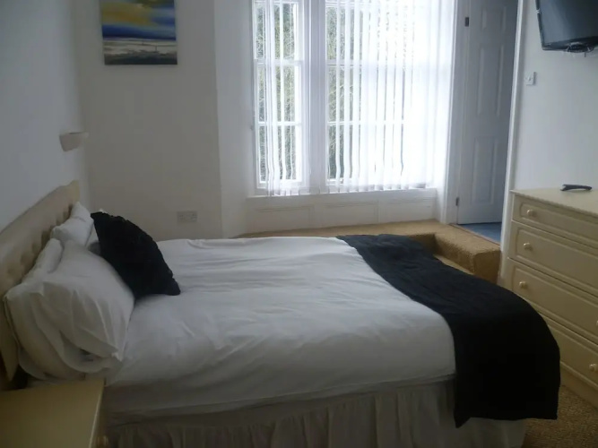 Ansteys Lea Guest House