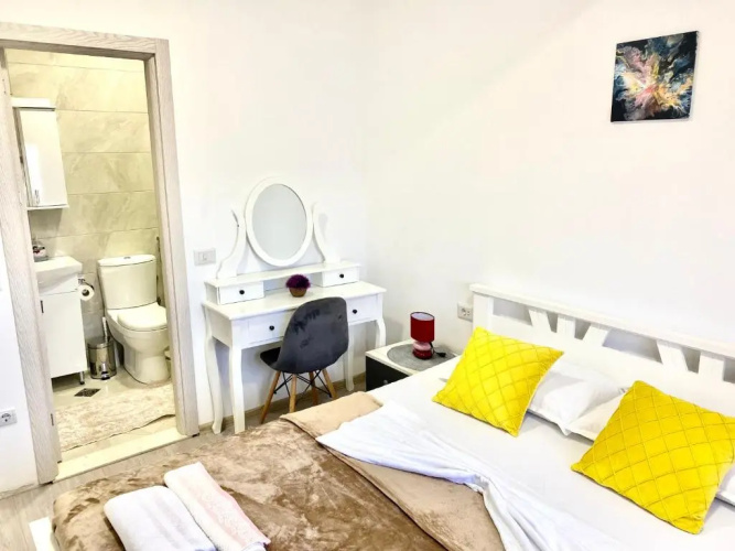 Apartment 31