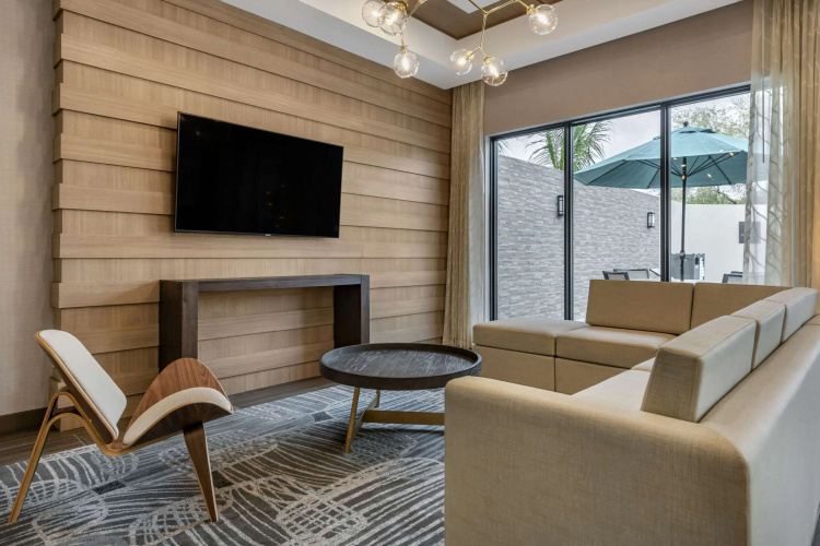 Comfort Suites Stuart-Hutchinson Island photo 9