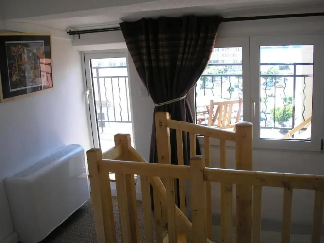 Standard Triple room with city view