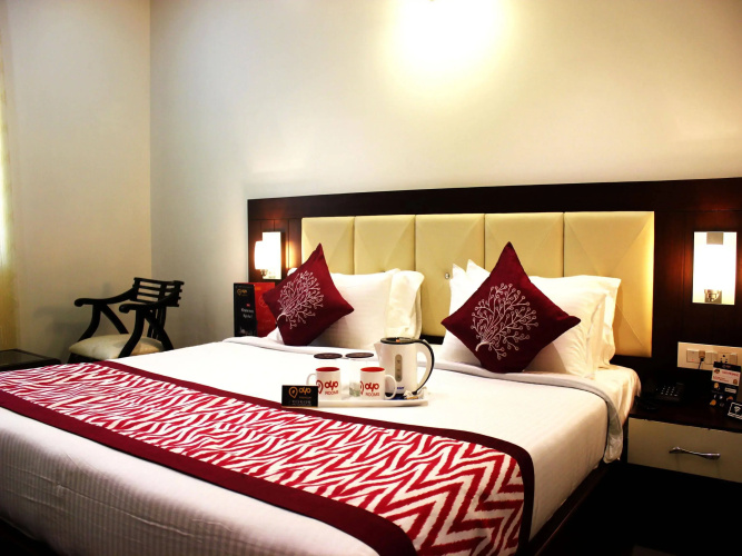 Hotel Taj Heights