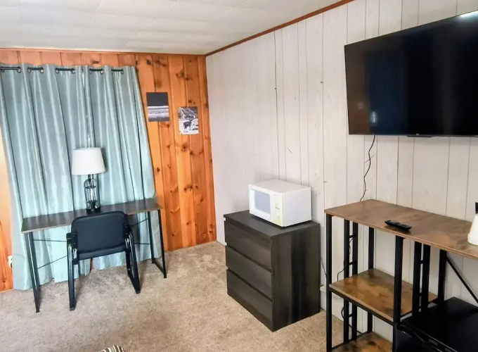 Big Sky Motel