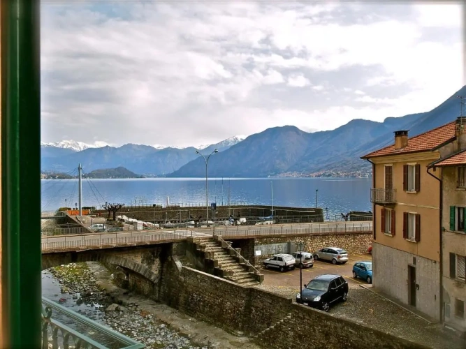 Studio with lake view