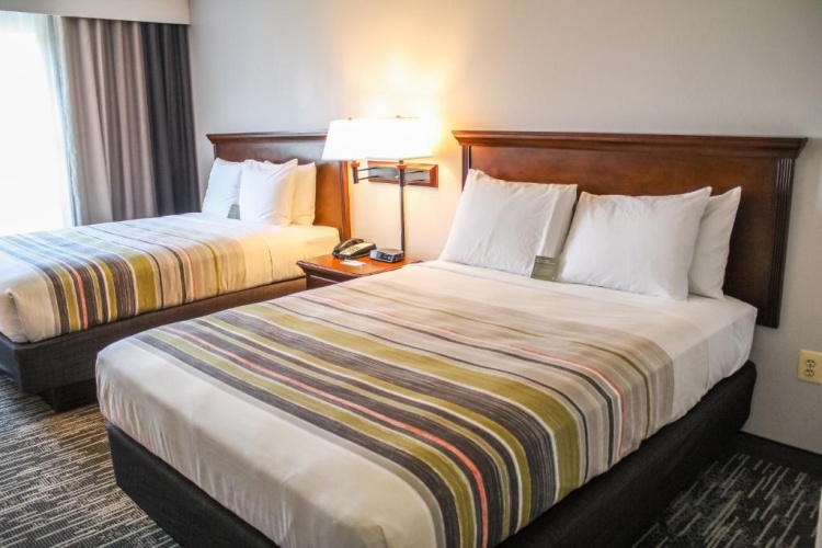 Standard Quadruple room