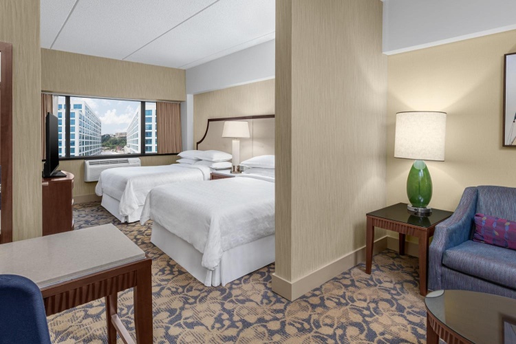 Sheraton Lincoln Harbor photo 7