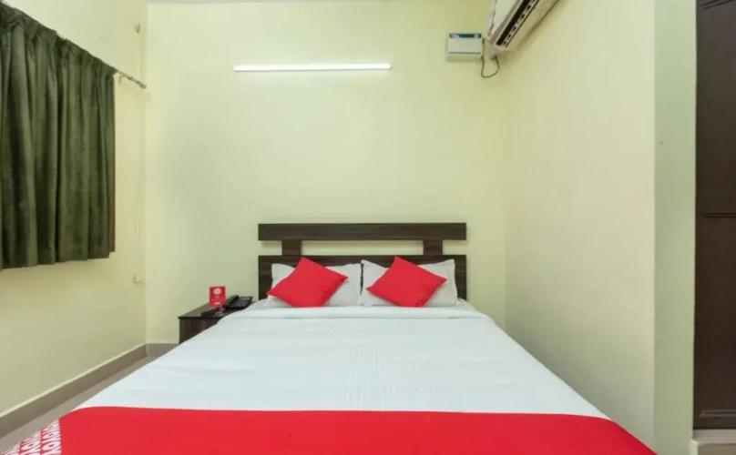 OYO Flagship 22408 Apple Tree Residency