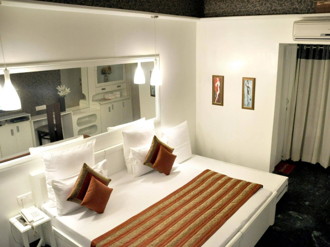 Hotel Arco Palace