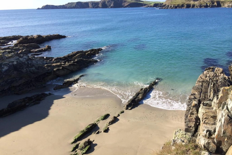 Sandycove House