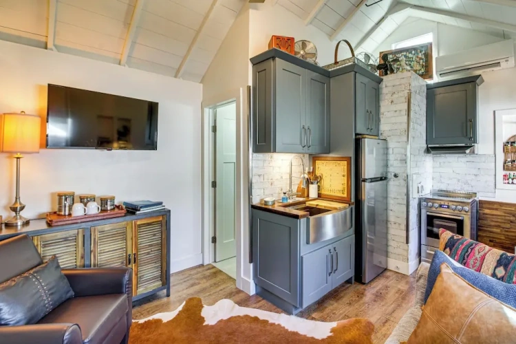 1 Bedroom Cottage