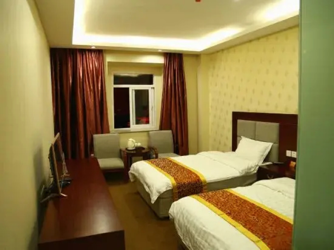 Daocheng Jingyang Hotel