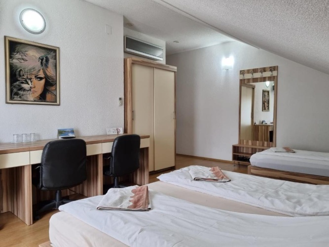 Standard Triple room with balcony and with river view
