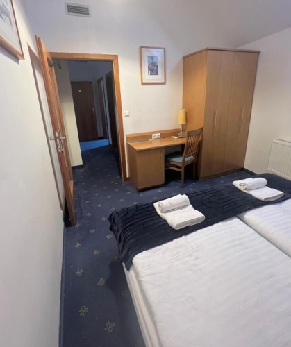 1 Bedroom Suite