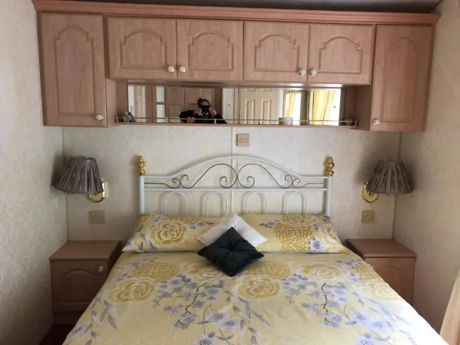60 Glenfinart Caravan Park