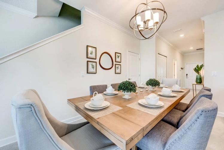 Modern and spacious 5 bed home resort