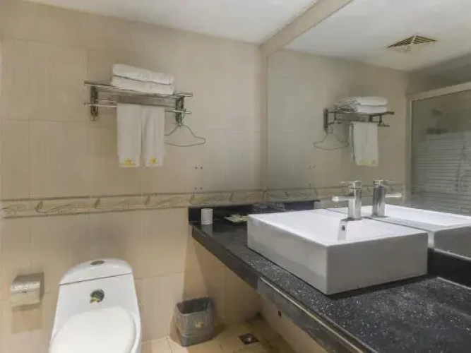 Junwang Hotel Longjiang