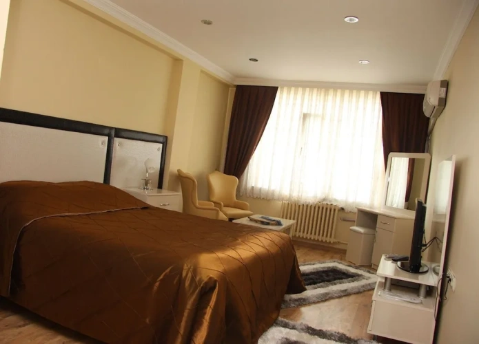Luxury Quadruple Suite